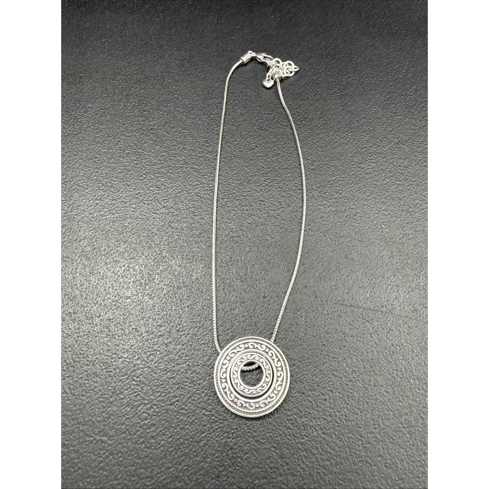 Brighton CENTRAL PARK Silver Scrolled Circles Pendant Necklace NWOT, w/Heart Tin